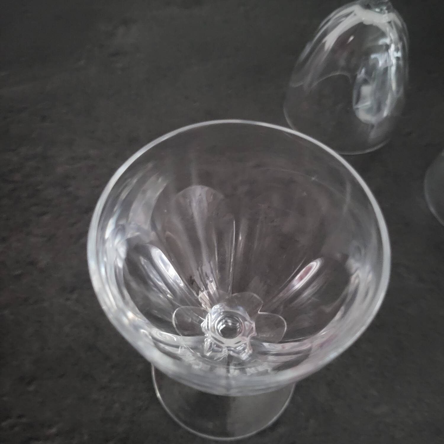 4 button-foot aperitif glasses model Rambouillet Christal d'Arques