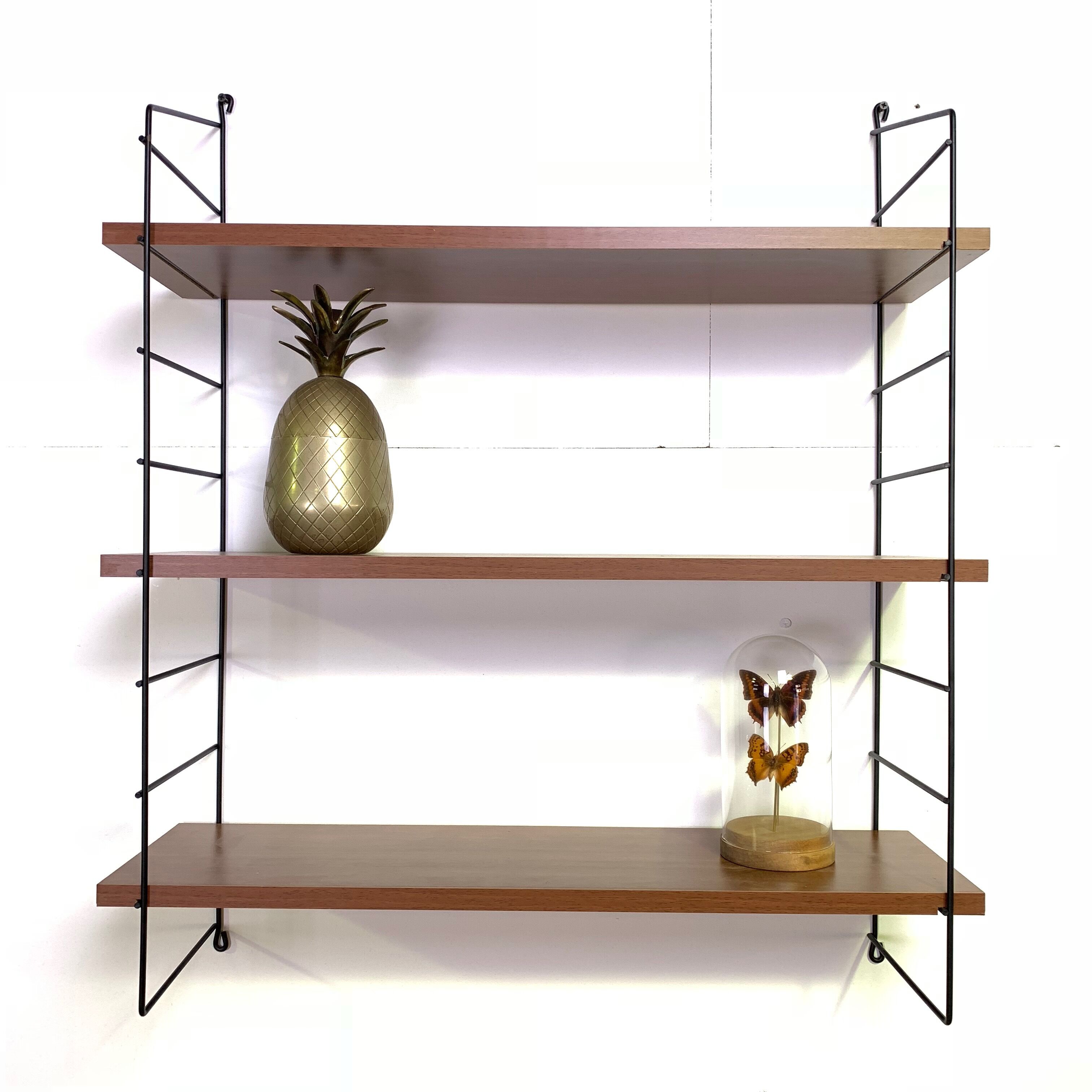 String shelf