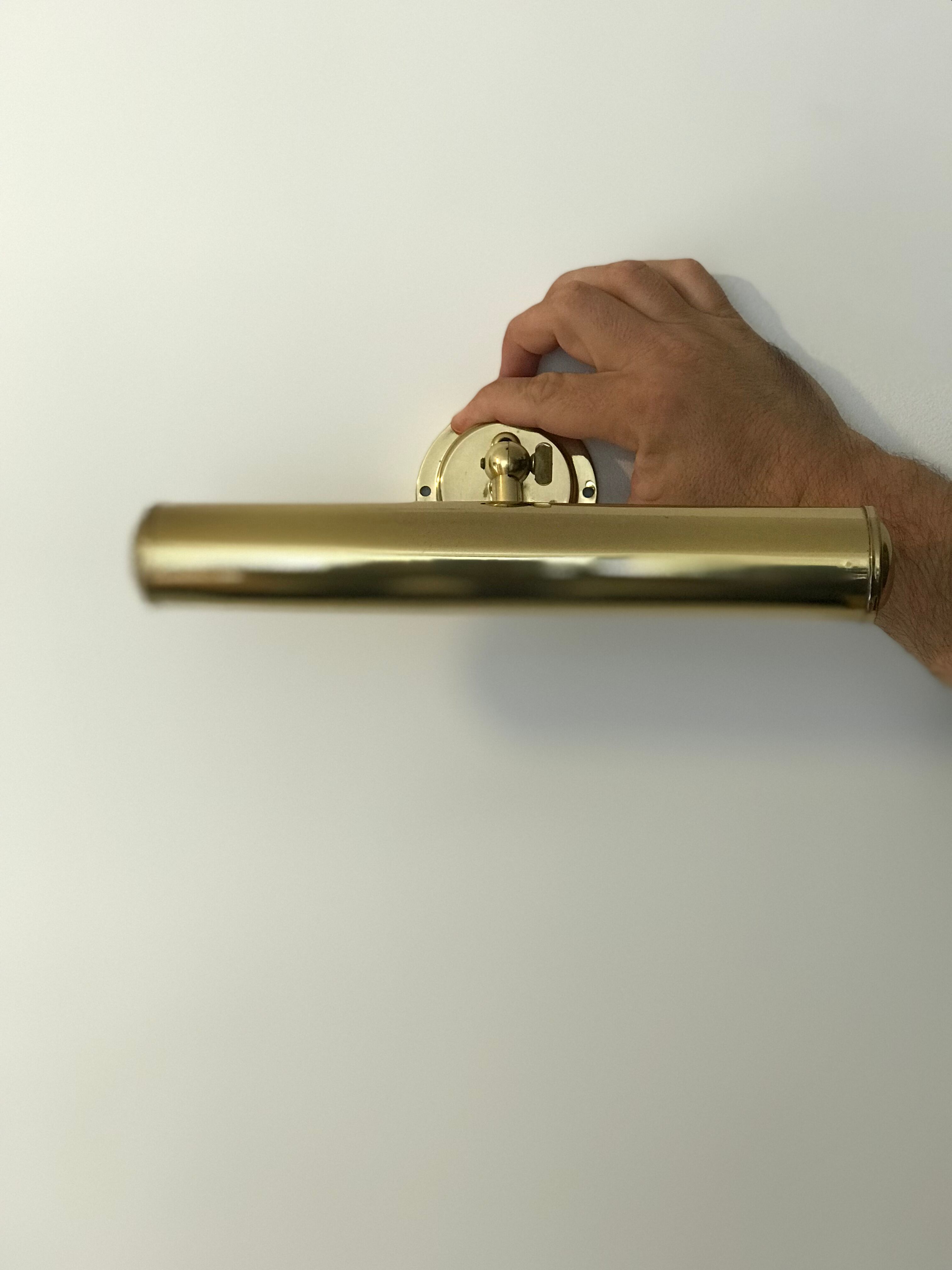 Brass wall lamp for board