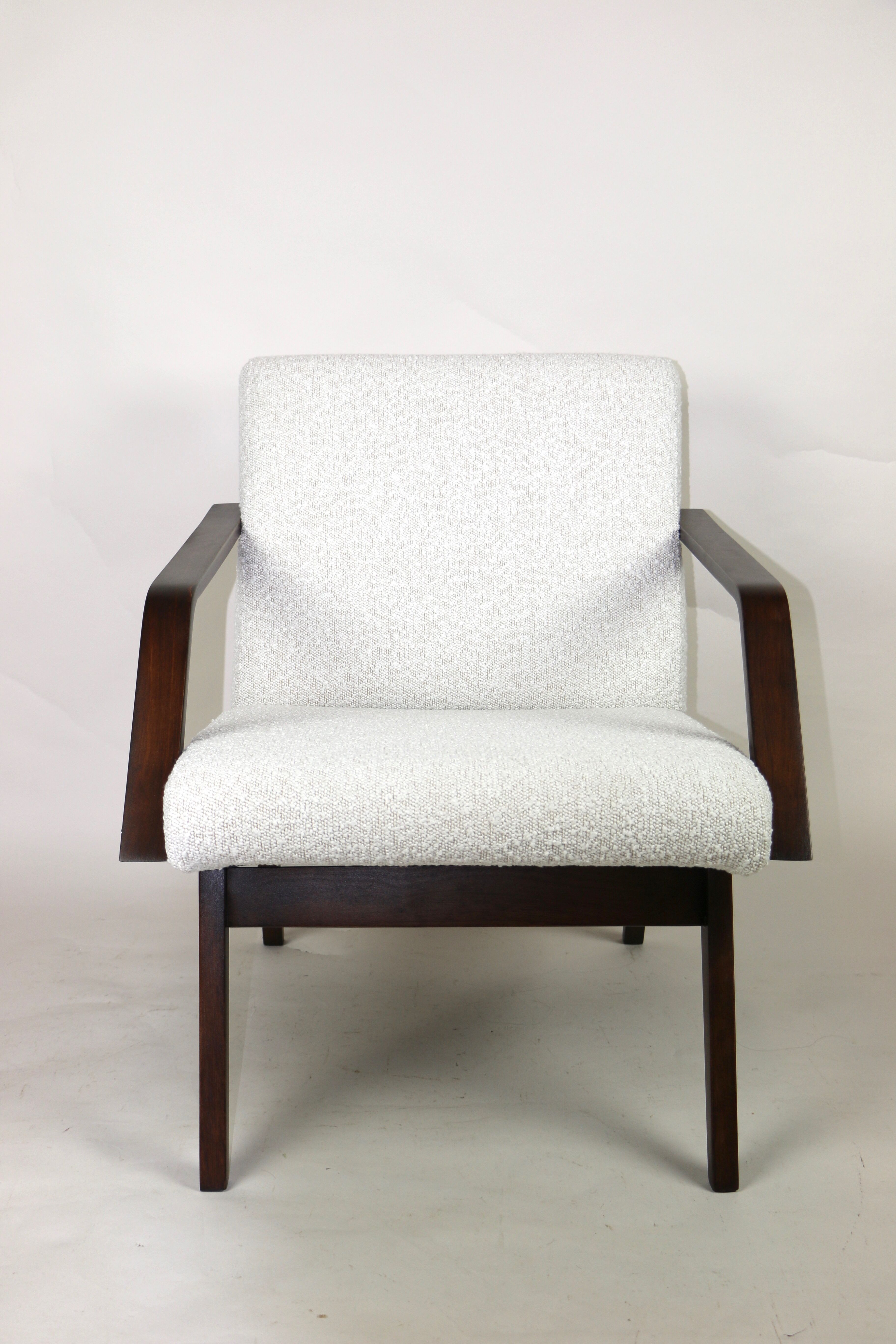 Vintage white Boucle Club Armchairs, 1970s