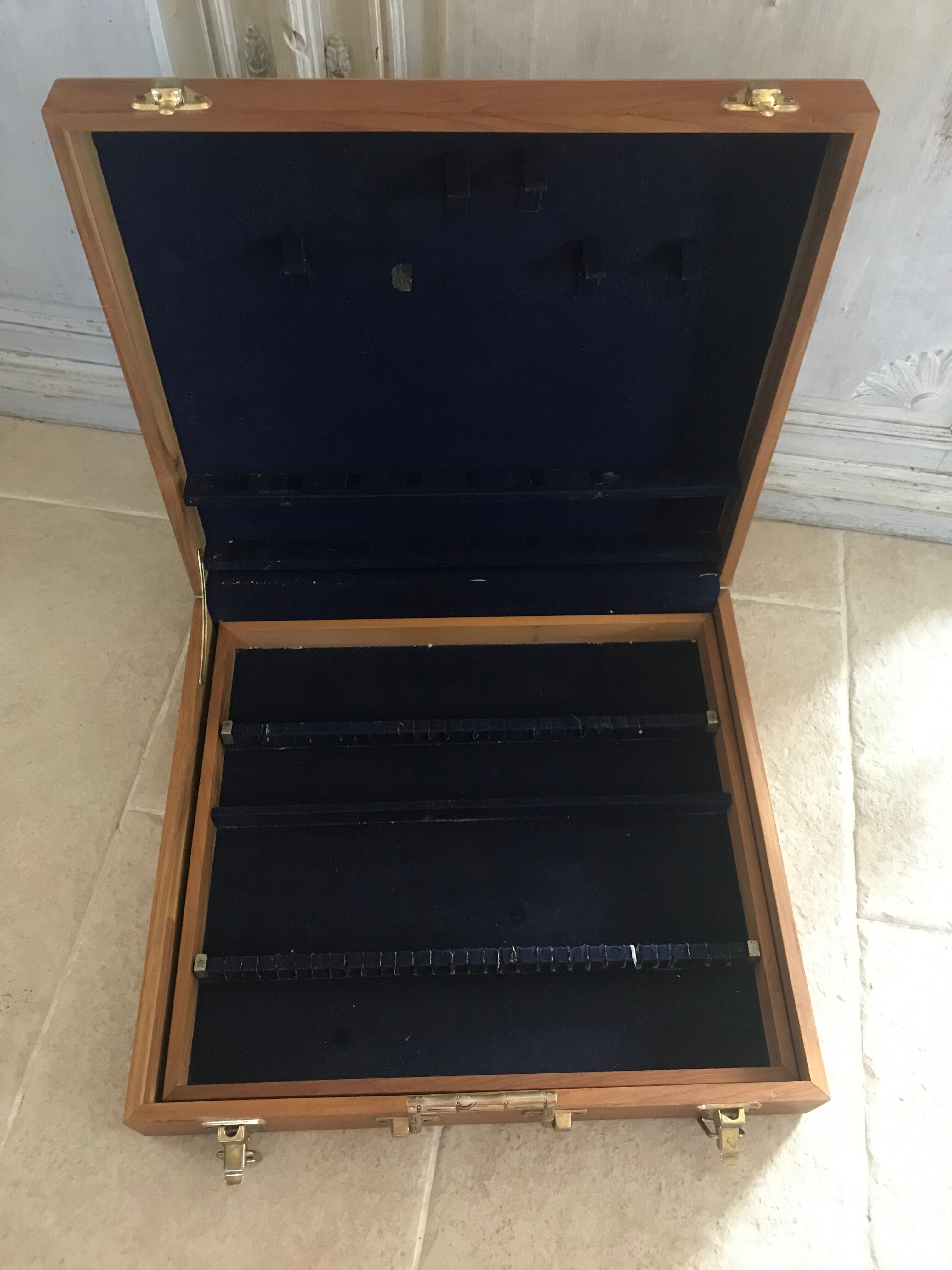 Valise en bois vintage 48X44