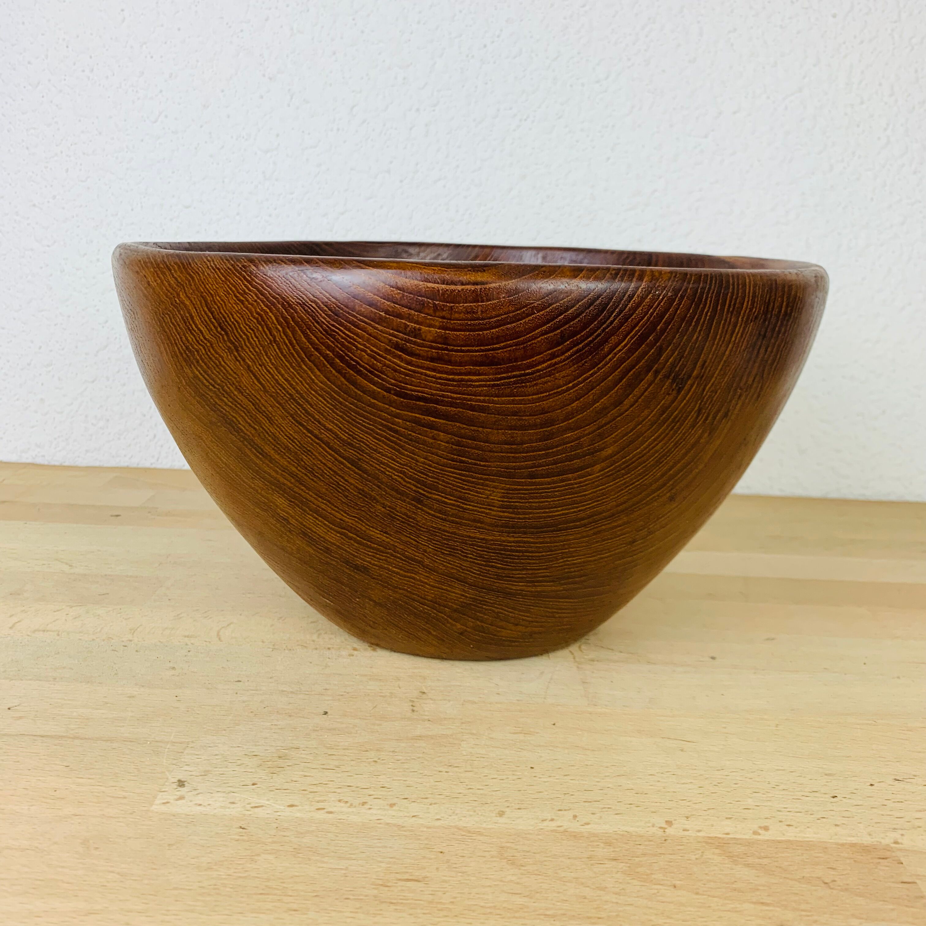 Scandinavian teak fruit cup salad bowl