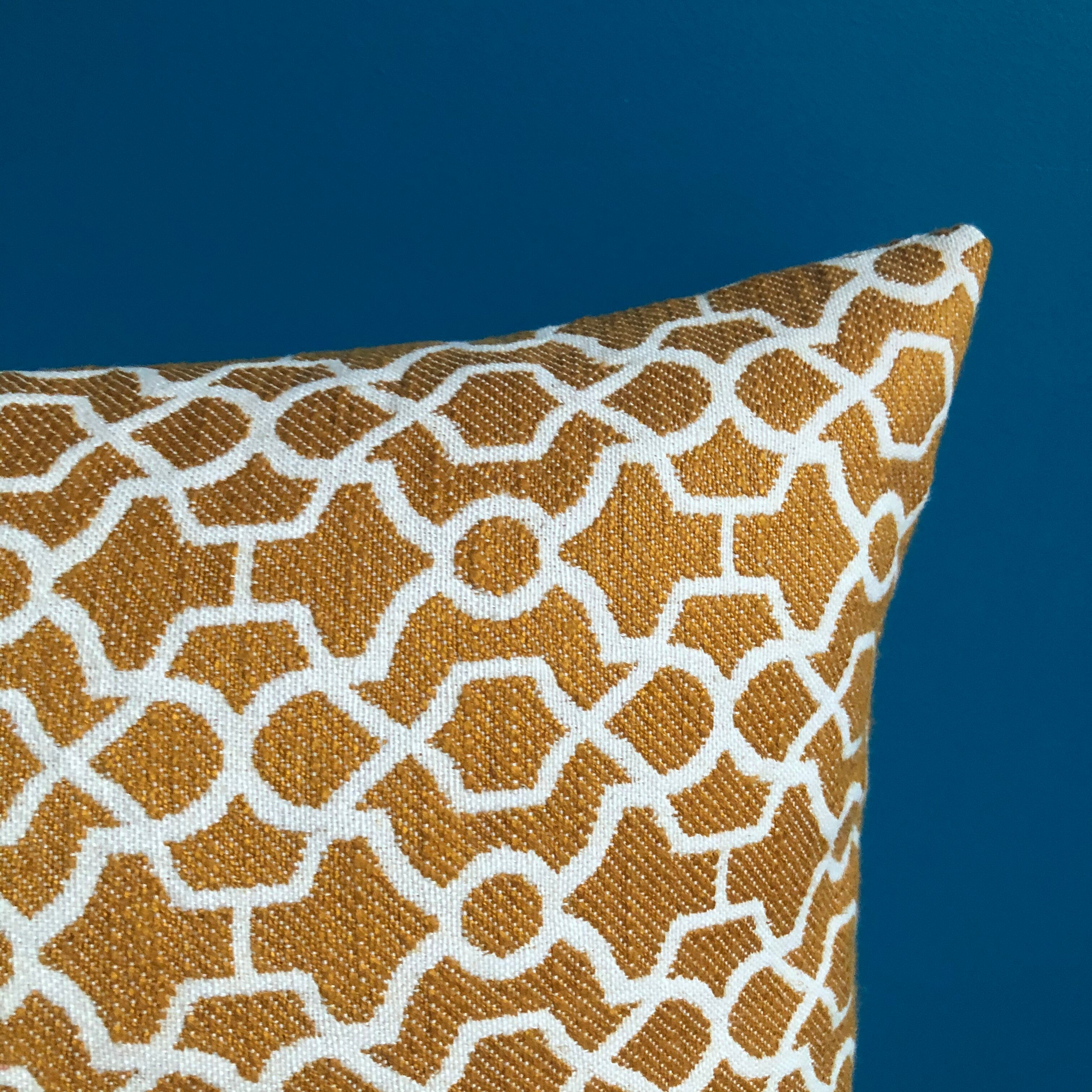 Seville cushion