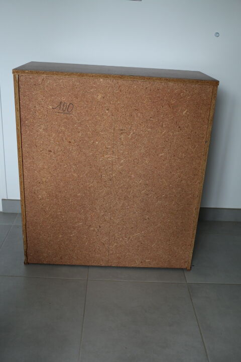 Low-curtained double-curtained cabinet