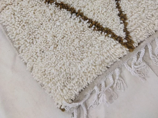 Moroccan berber carpet 212x155cm
