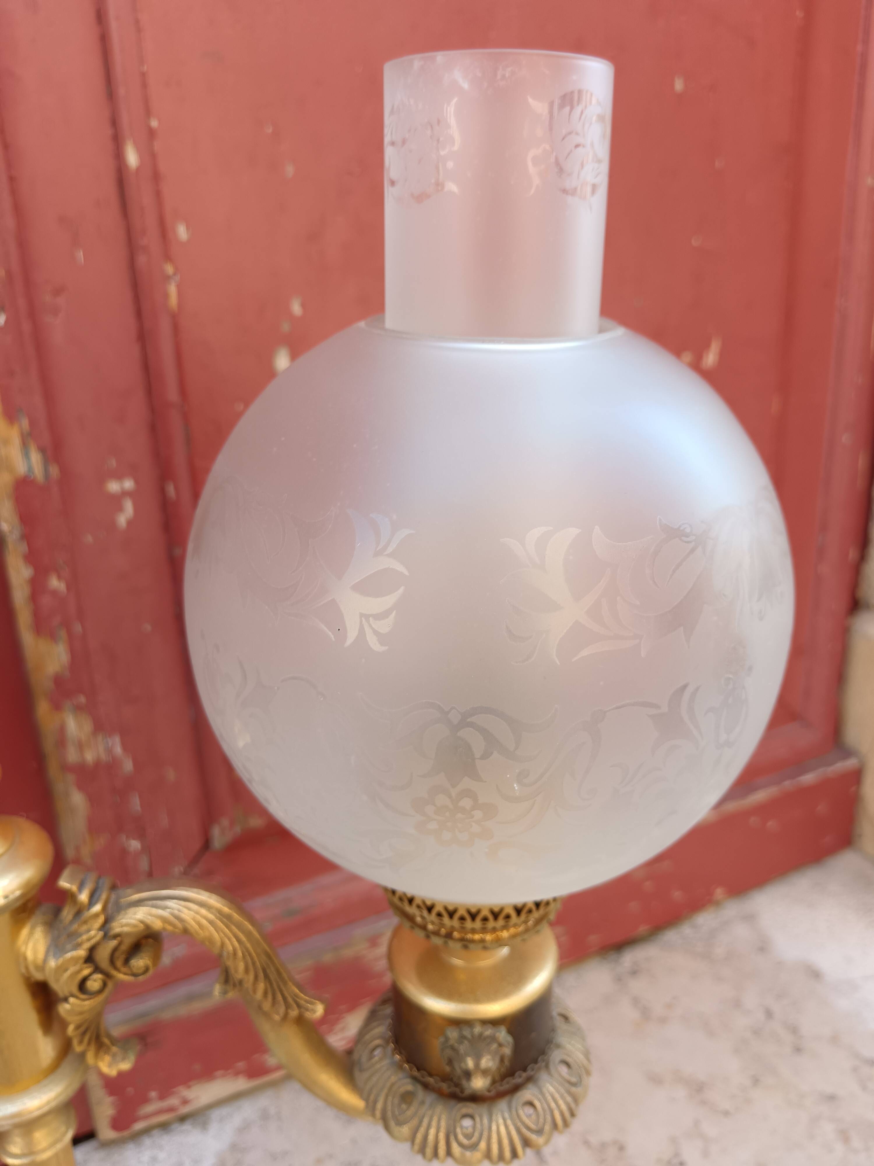 Paire de lampes style Napoléon III à têtes de lions
