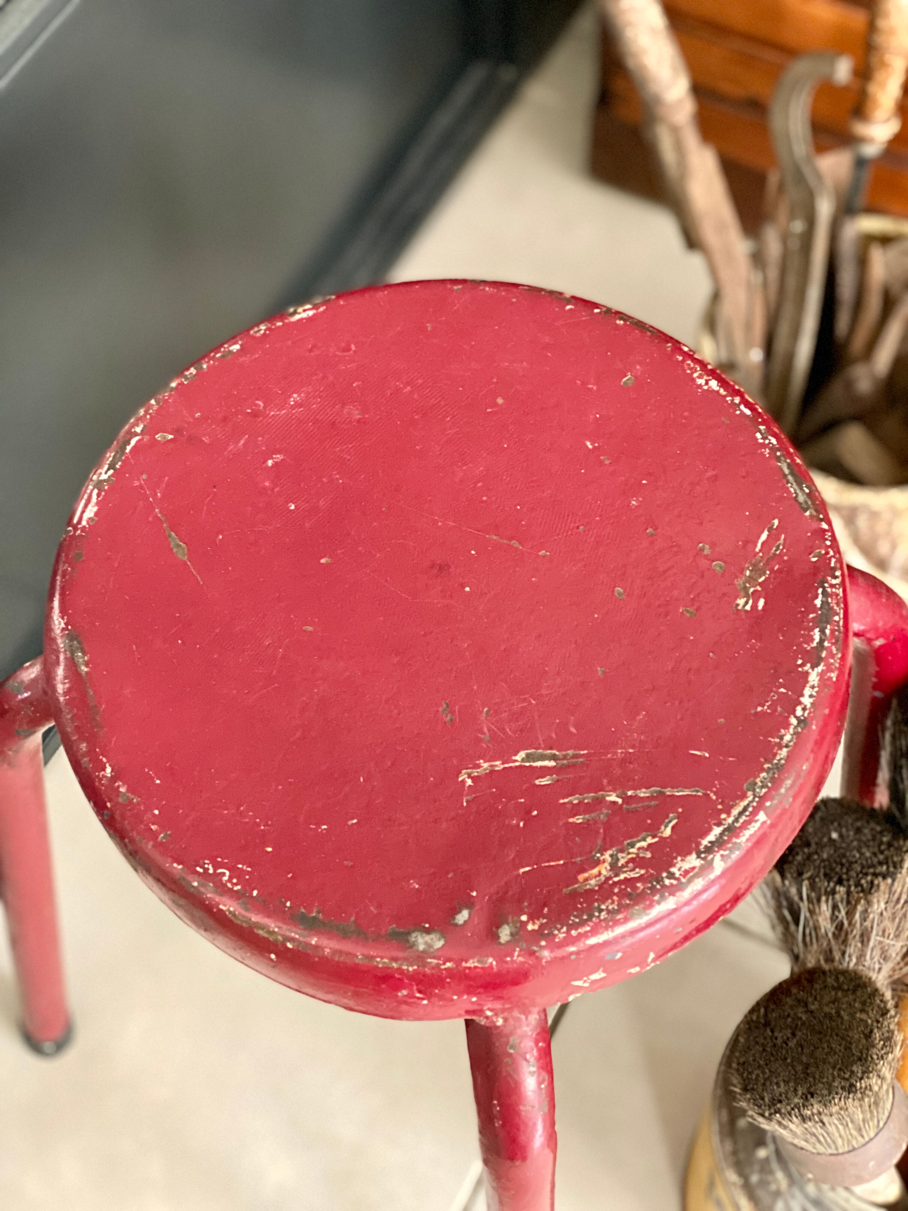 Metal workshop stool