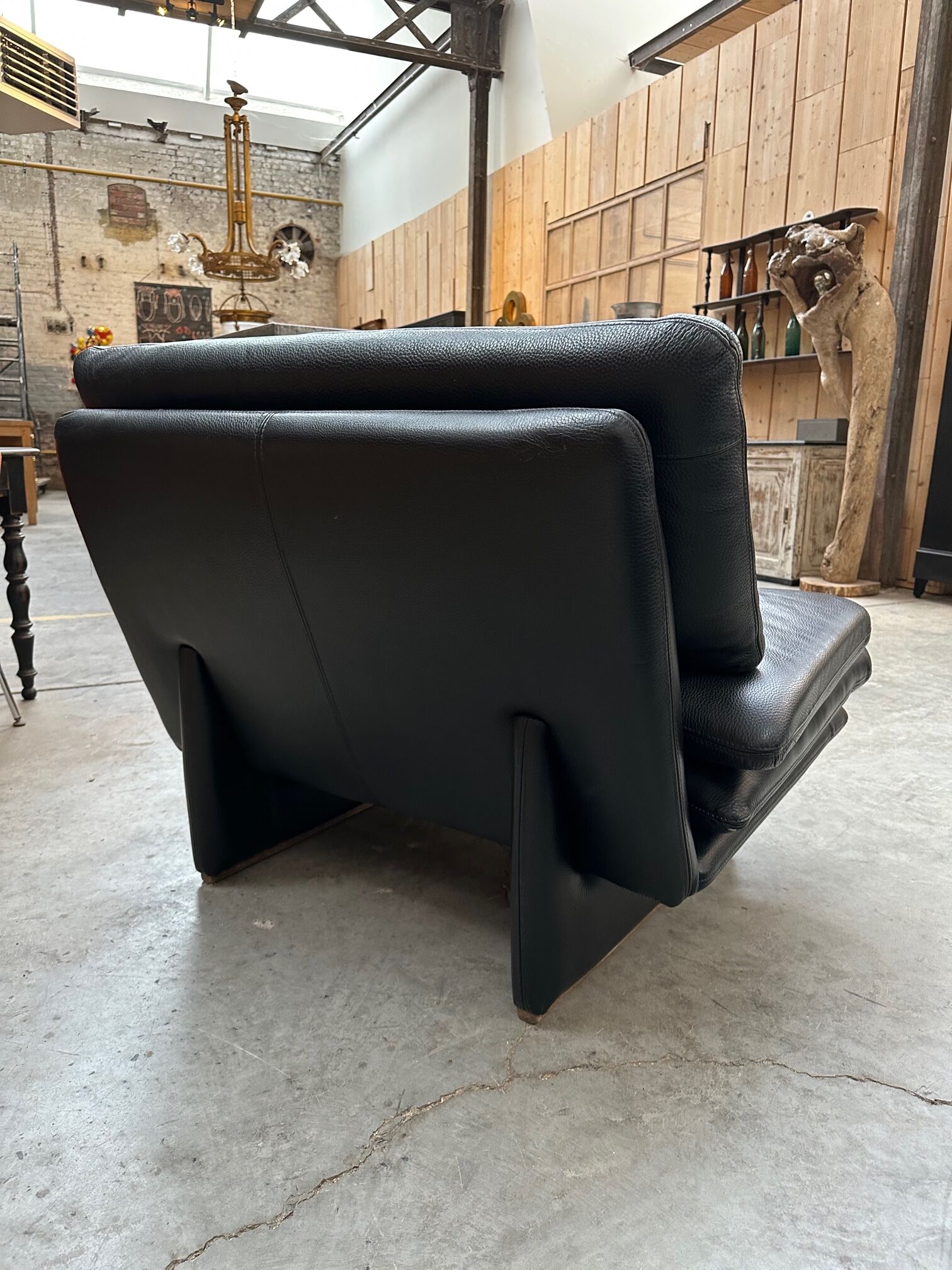 Italian design leather lounge