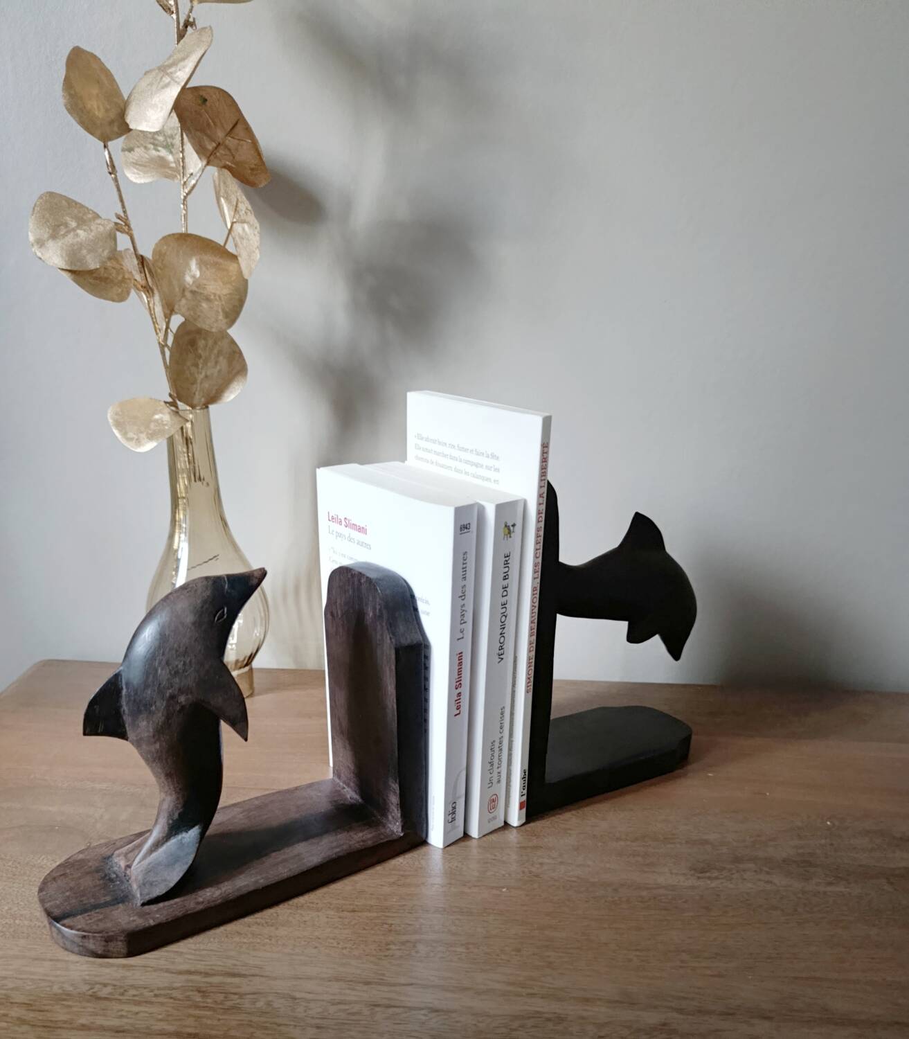 Wooden bookends in the shape of dolphins, vintage 1970.