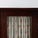 Armoire haute Art Déco française avec porte vitrée et compartiment caché, vers 1910