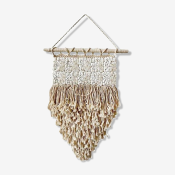 Boho wall decoration in macramé and large shells - Wall shell decor