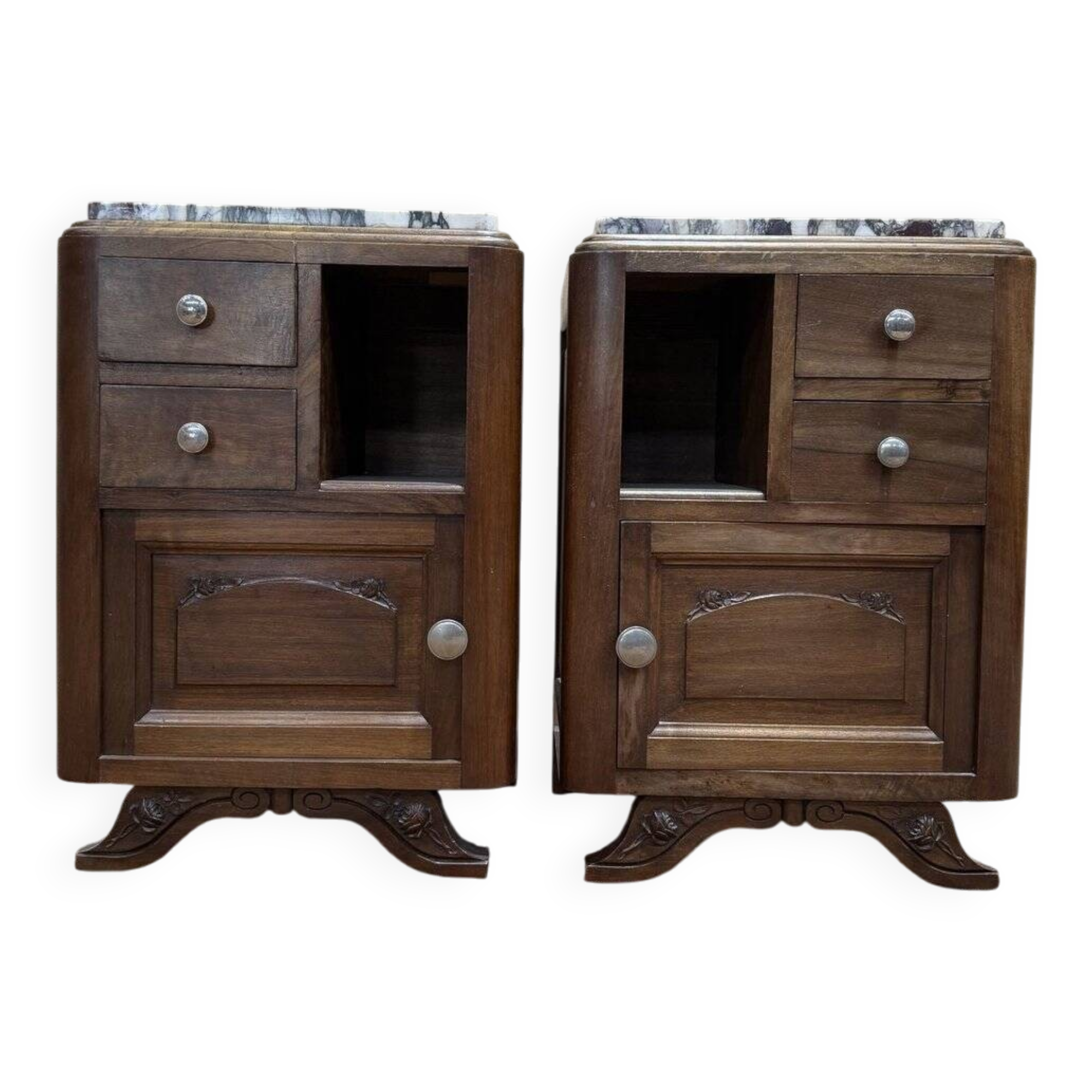 Pair of Art Deco bedside tables in walnut.