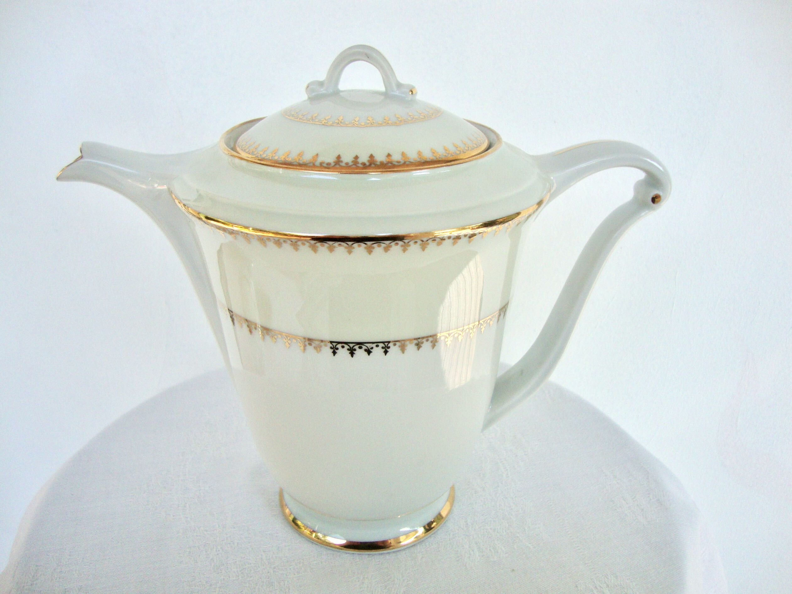 Coffee or porcelain tea service
