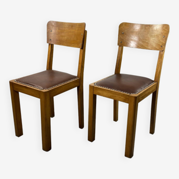 Chaises en bois et cuir