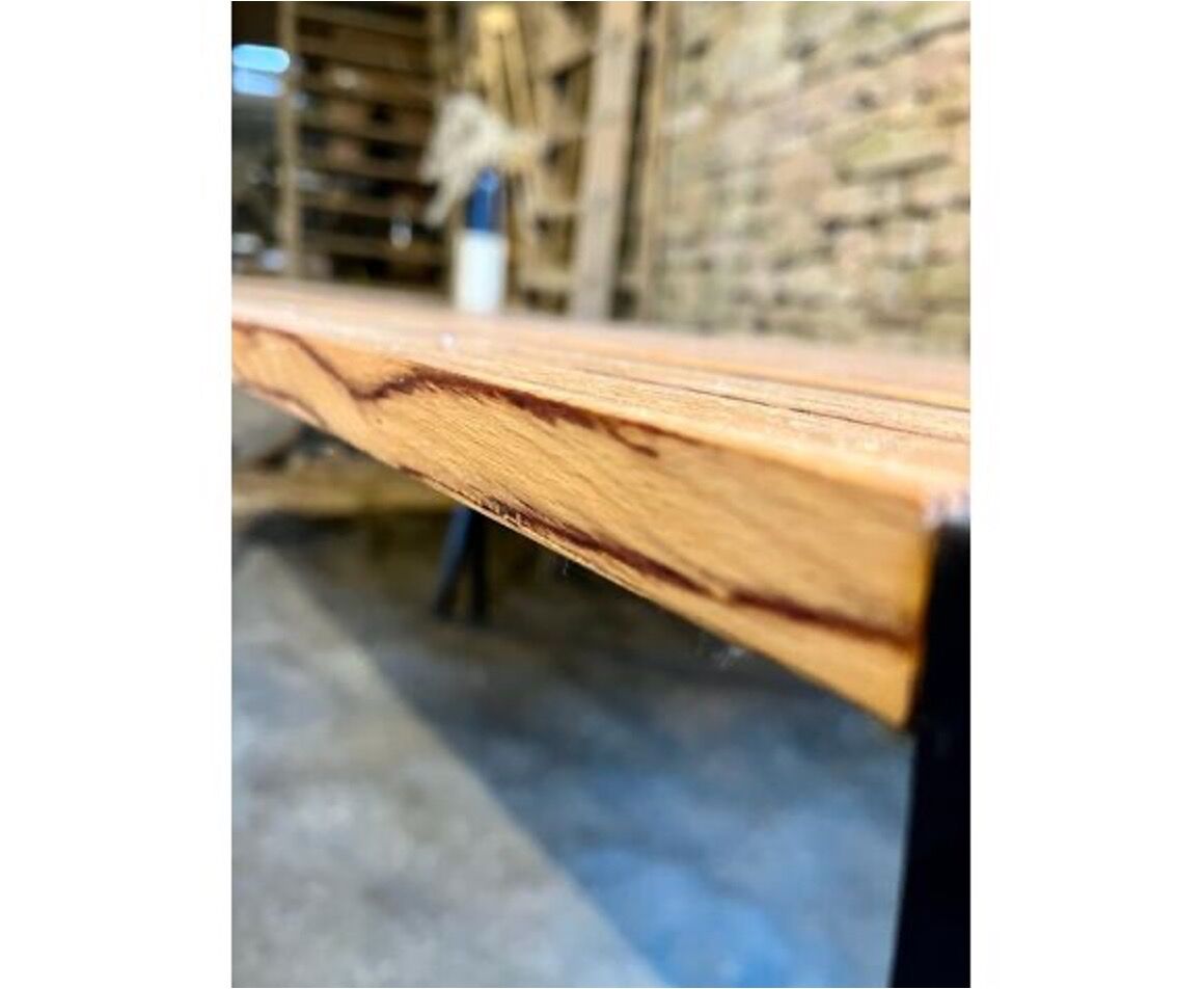 Table wood and steel