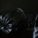 Paire d'anciens moules cannelés en verre. Moules à kouglof / Moules à confitures