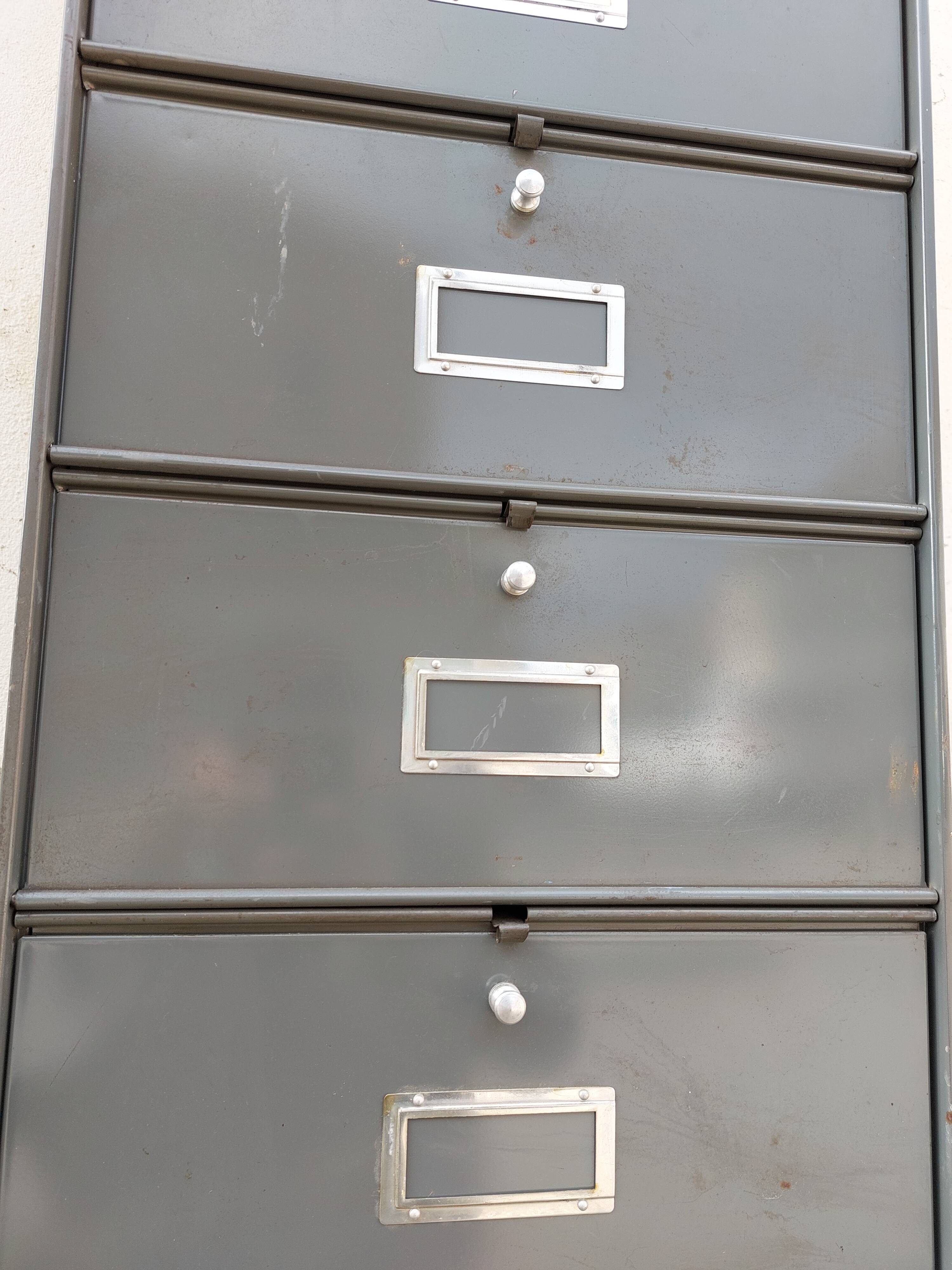 Industrial valve cabinet Ronéo 1950