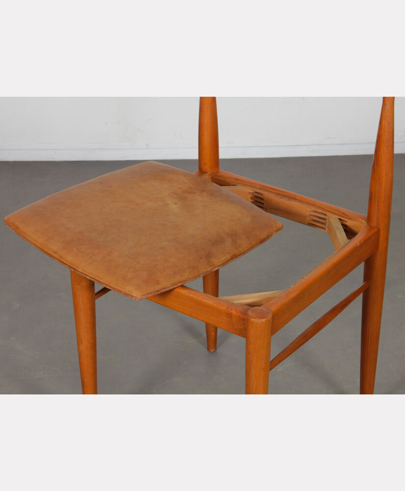 Suite of 6 chairs edited by the manufacturer Drevotvar, 1960
