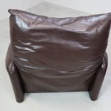 Paire de fauteuils en cuir Maralunga de Vico Magistretti pour Cassina, 1974