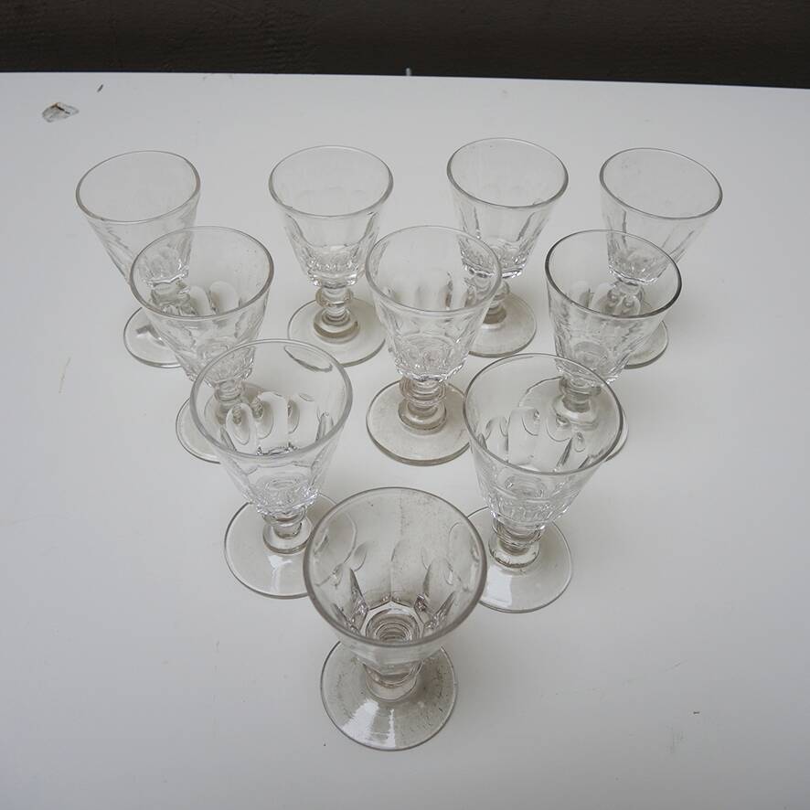 10 antique caton style crystal stemmed glasses h10 cm
