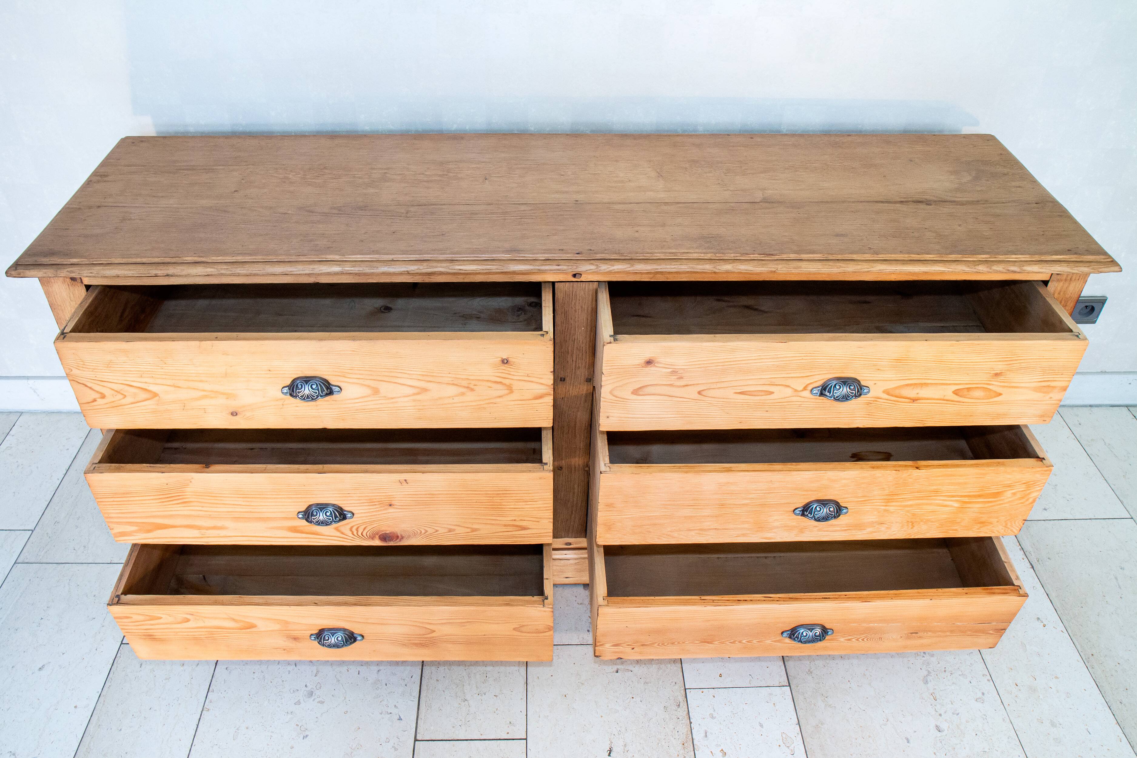 Trading counter early 20th