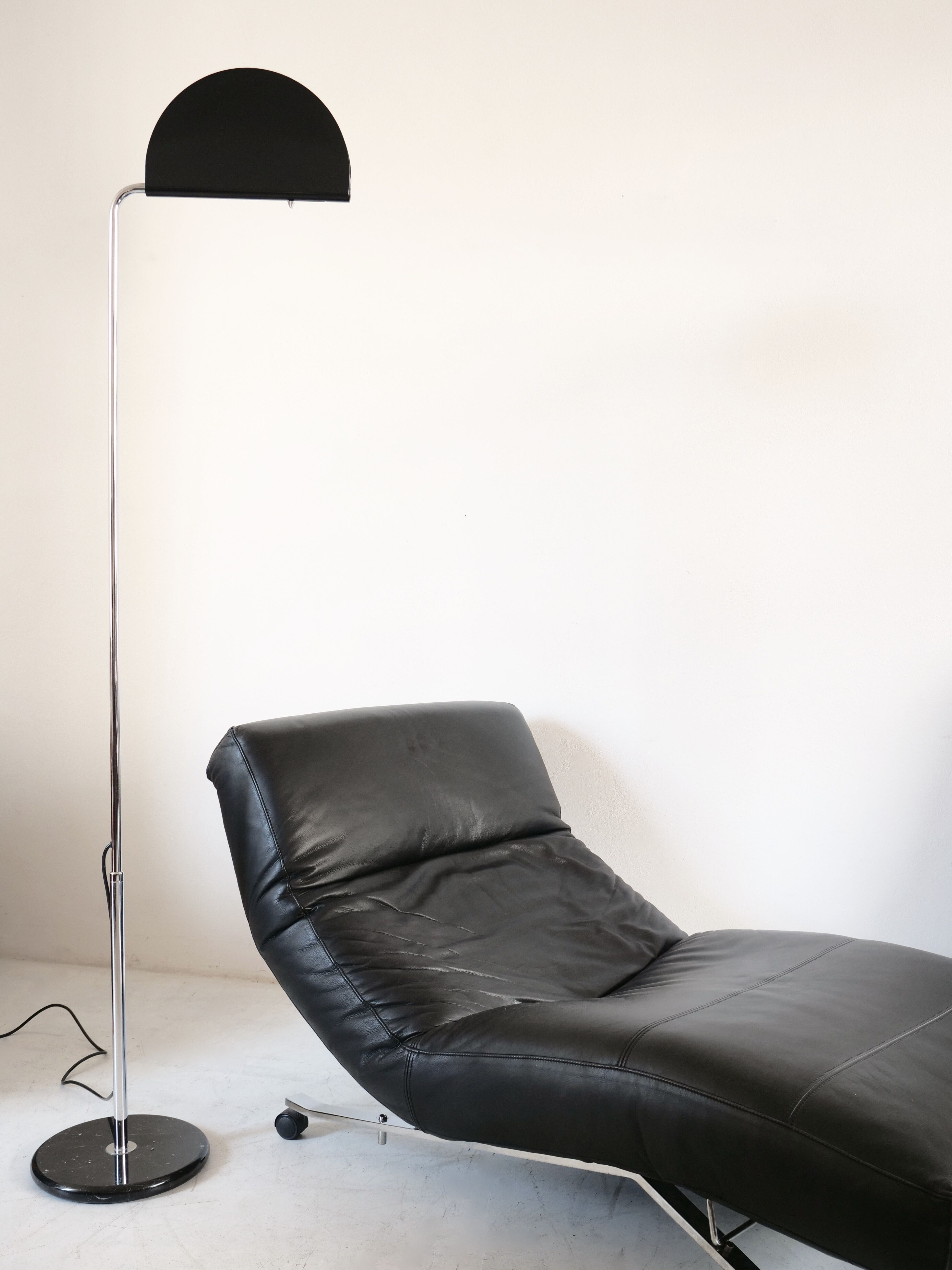 Floor lamp MezzaLuna by Bruno Gecchelin for Skipper italy