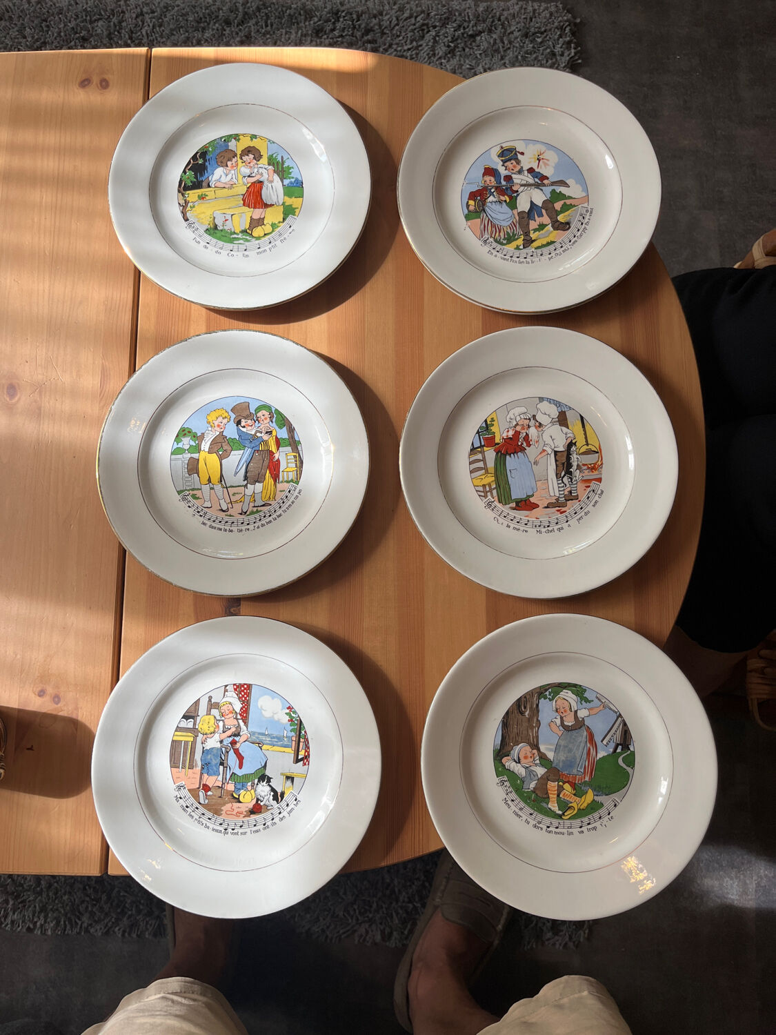Lot assiettes parlantes « chansons enfantines »