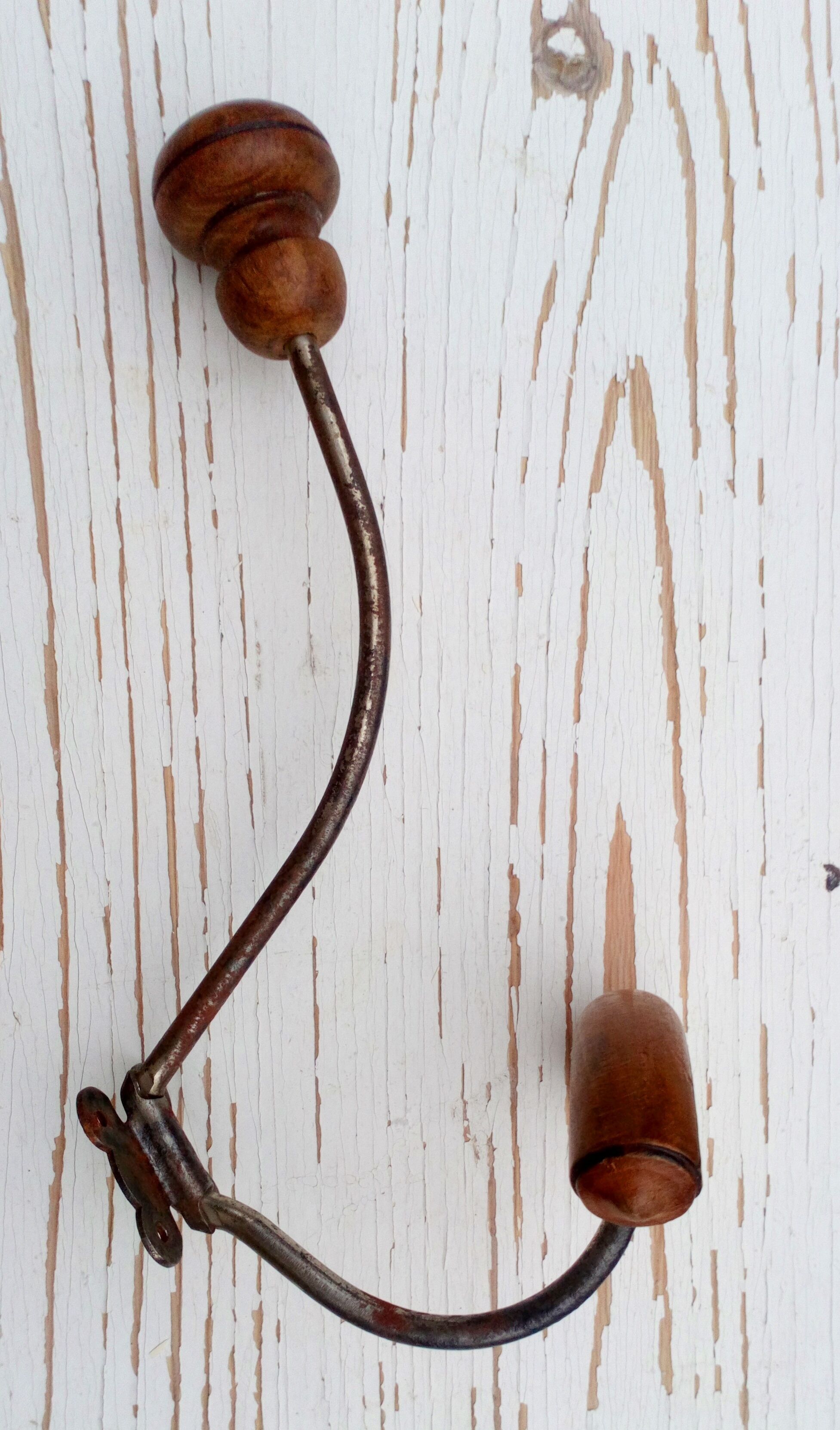 Coat hook double wood and metal