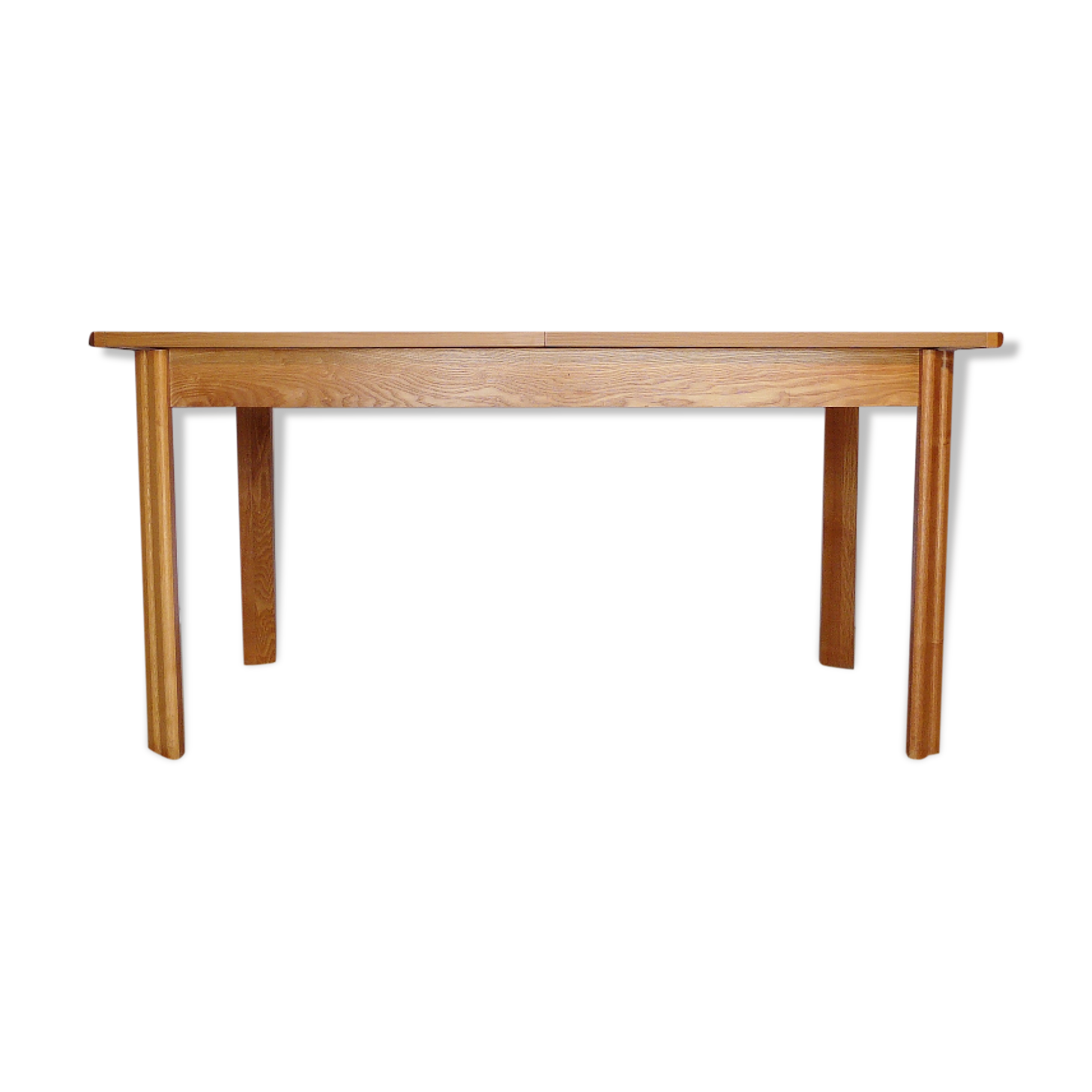 Extendable rectangular table in blond wood