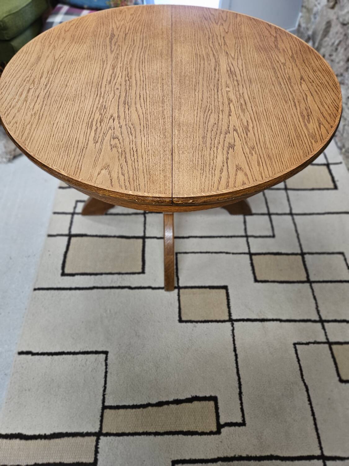 Vintage 1970s round dining table