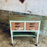 Mint dentist furniture