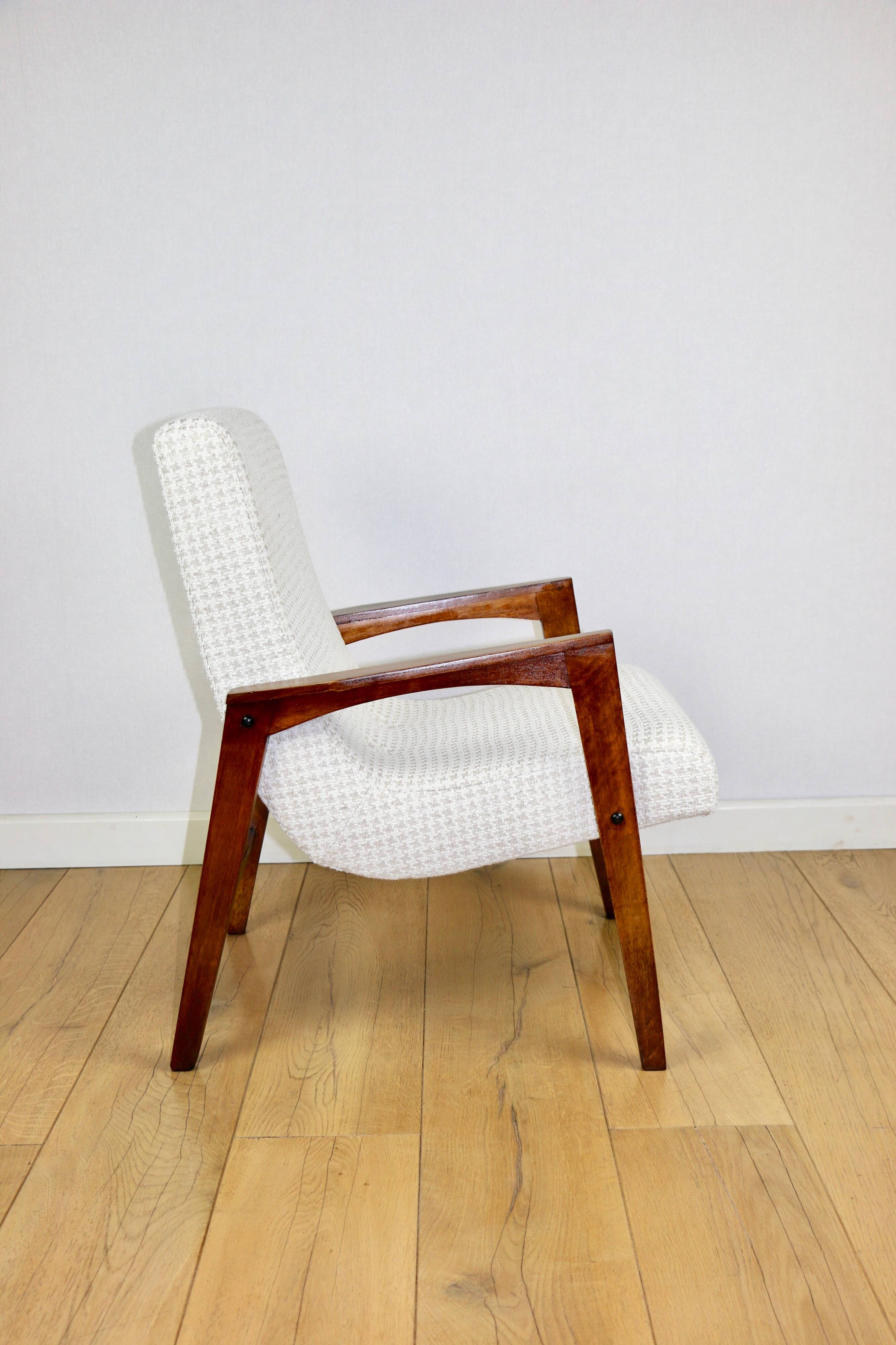 Vintage loft armchair herringbone natural fabric model from the 70s