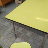 Table and chairs in 50s formica