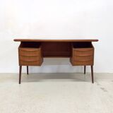 Bureau design danois vintage conçu par Gunnar Nielsen Tibergaard.