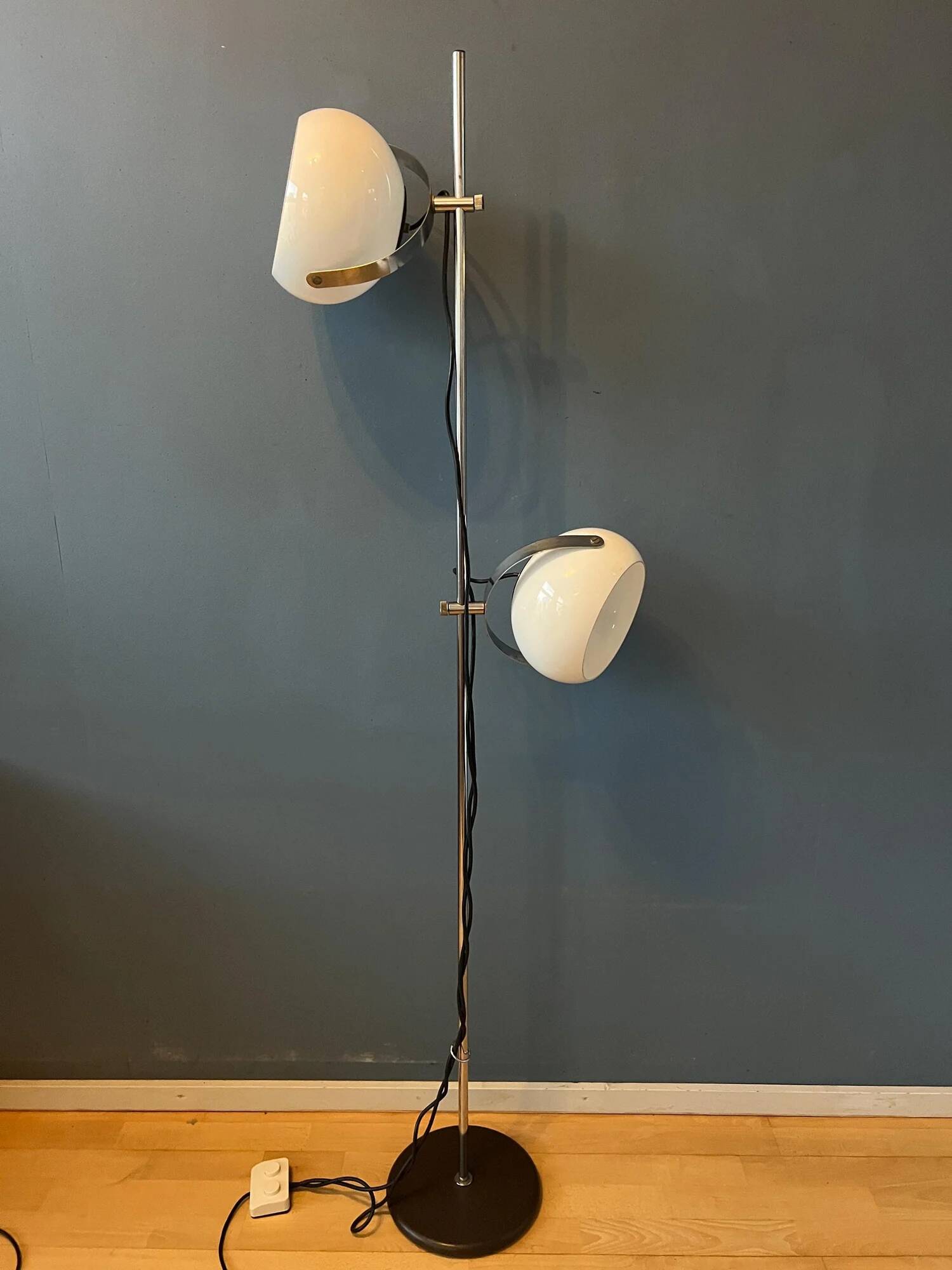 White vintage Dijkstra mushroom floor lamp