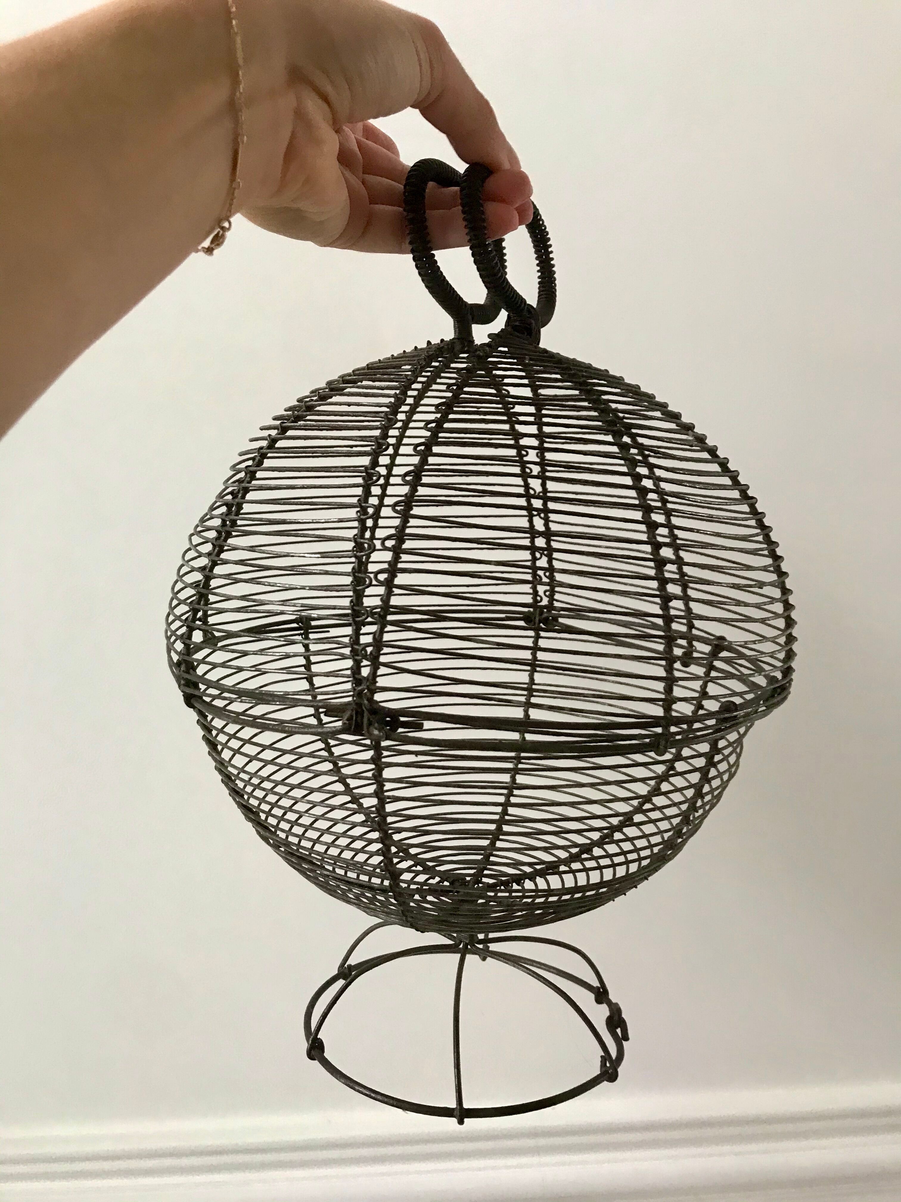 Modular salad basket / egg early twentieth century