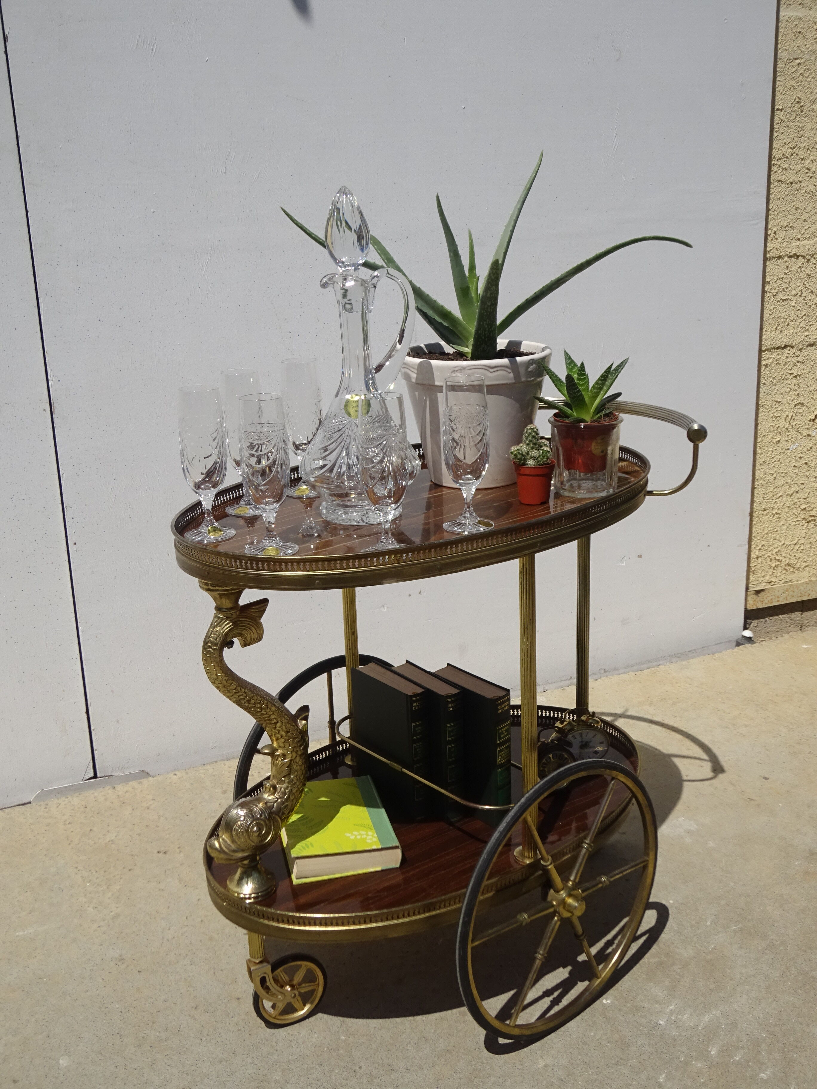Double tray trolley in brass and formica