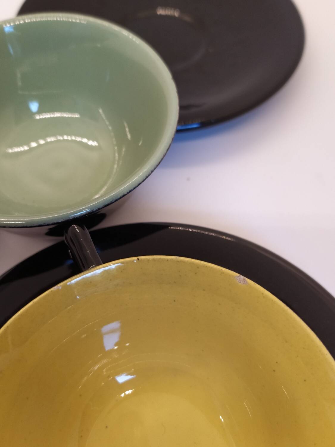 Set of 7 cups and saucers from the 50s.