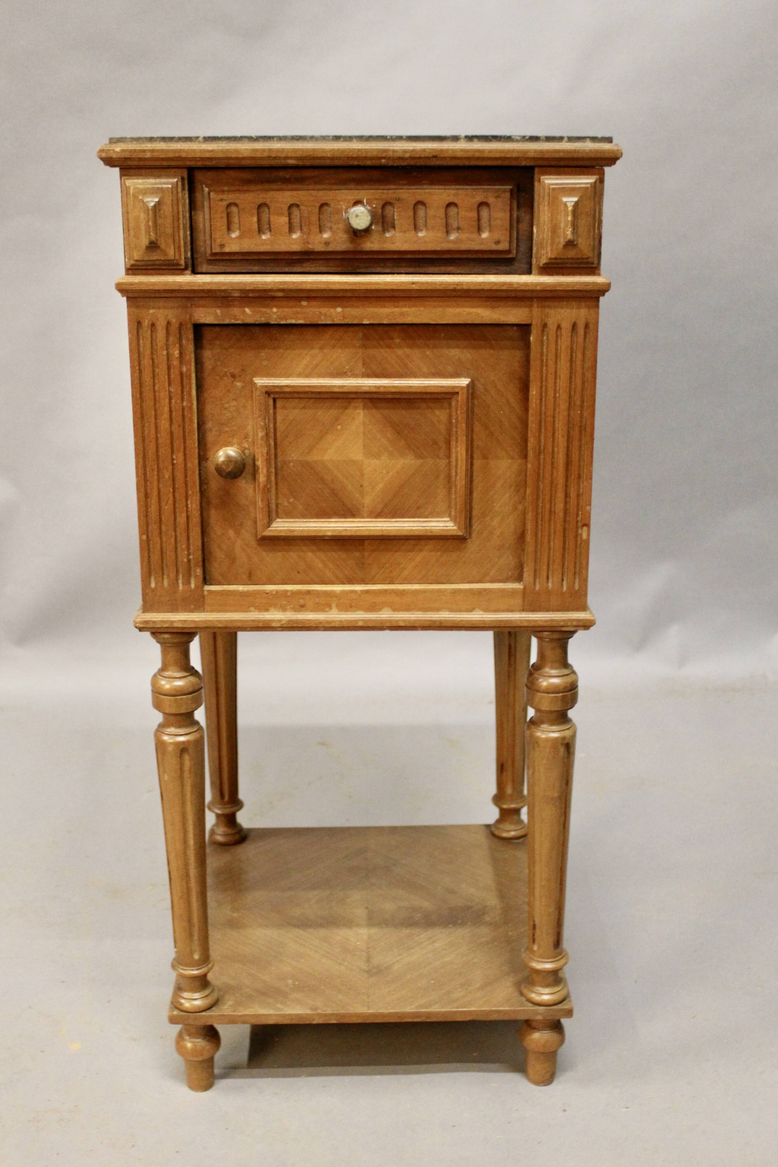 Antique bedside table in marble and wood, 1 drawer.