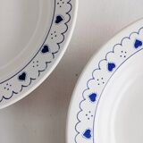Set of 2 blue heart-shaped deep plates Oxford Brazil.