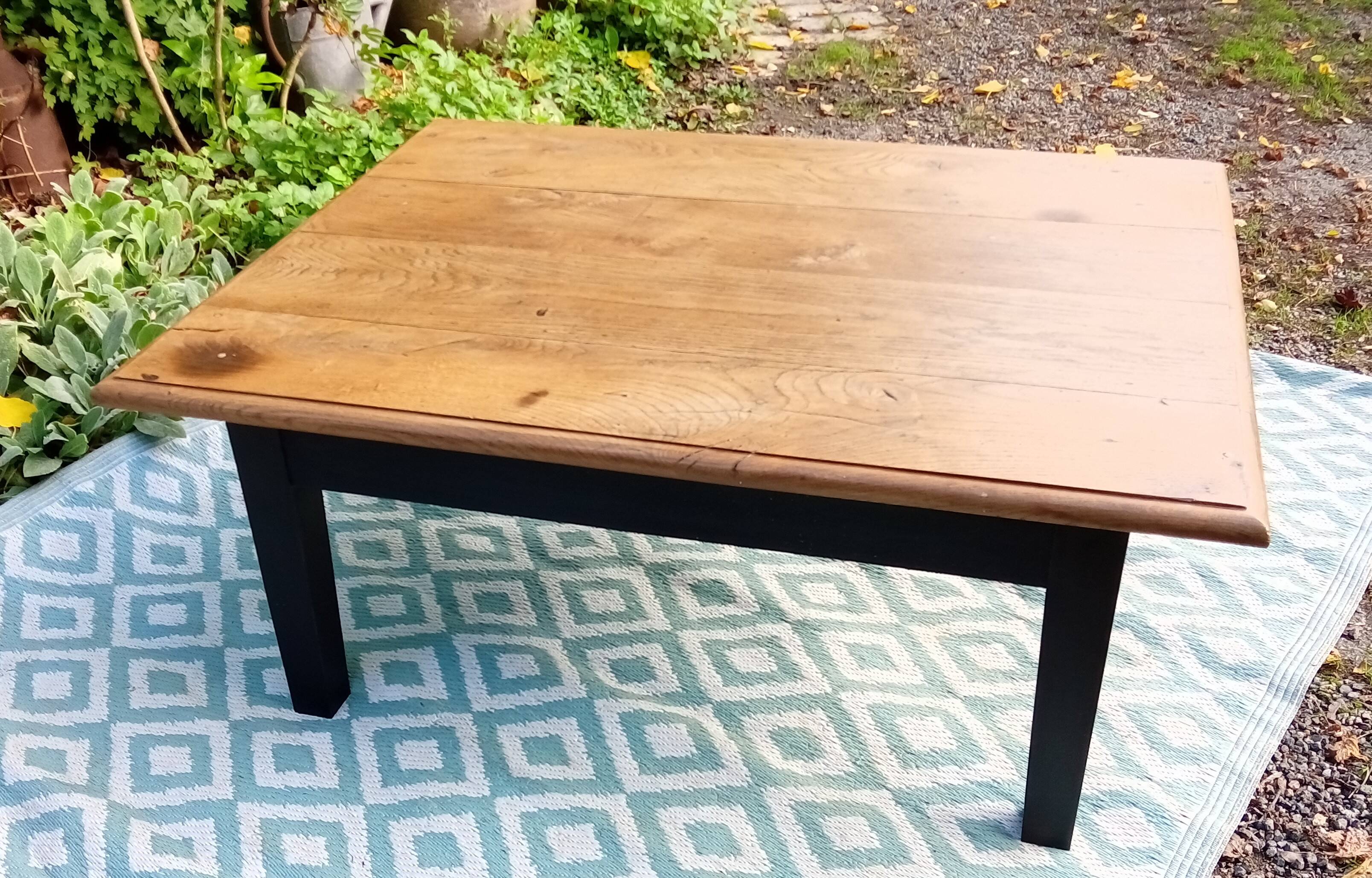 Low farmhouse table in solid oak