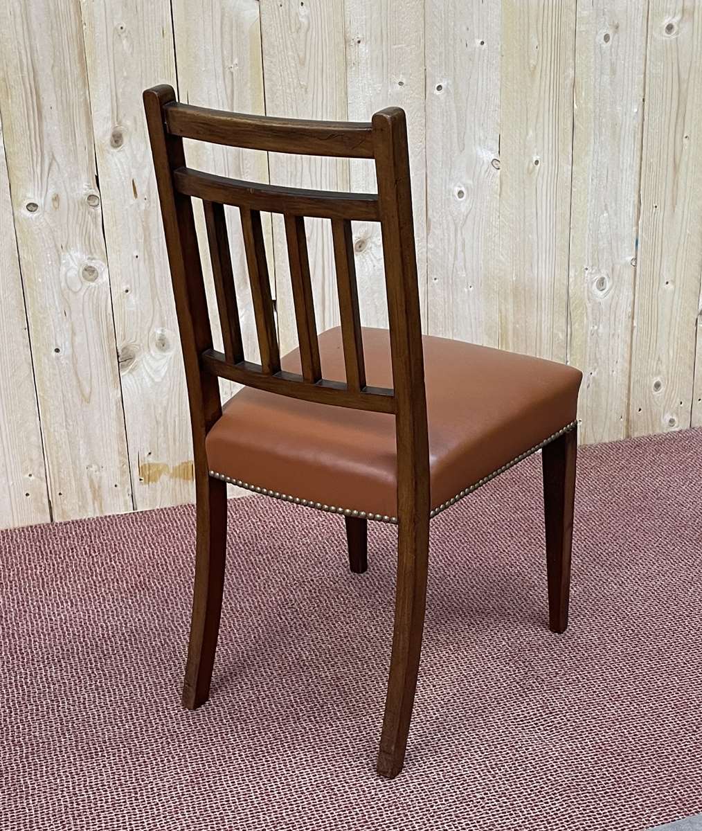 Suite of 12 English chairs nineteenth in mahogany and imitation leather