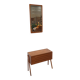 Ensemble en teck danois avec commode AP Mobler et miroir vintage.