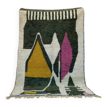 Unique ecru Berber rug with geometric patterns, 250cm x 150cm