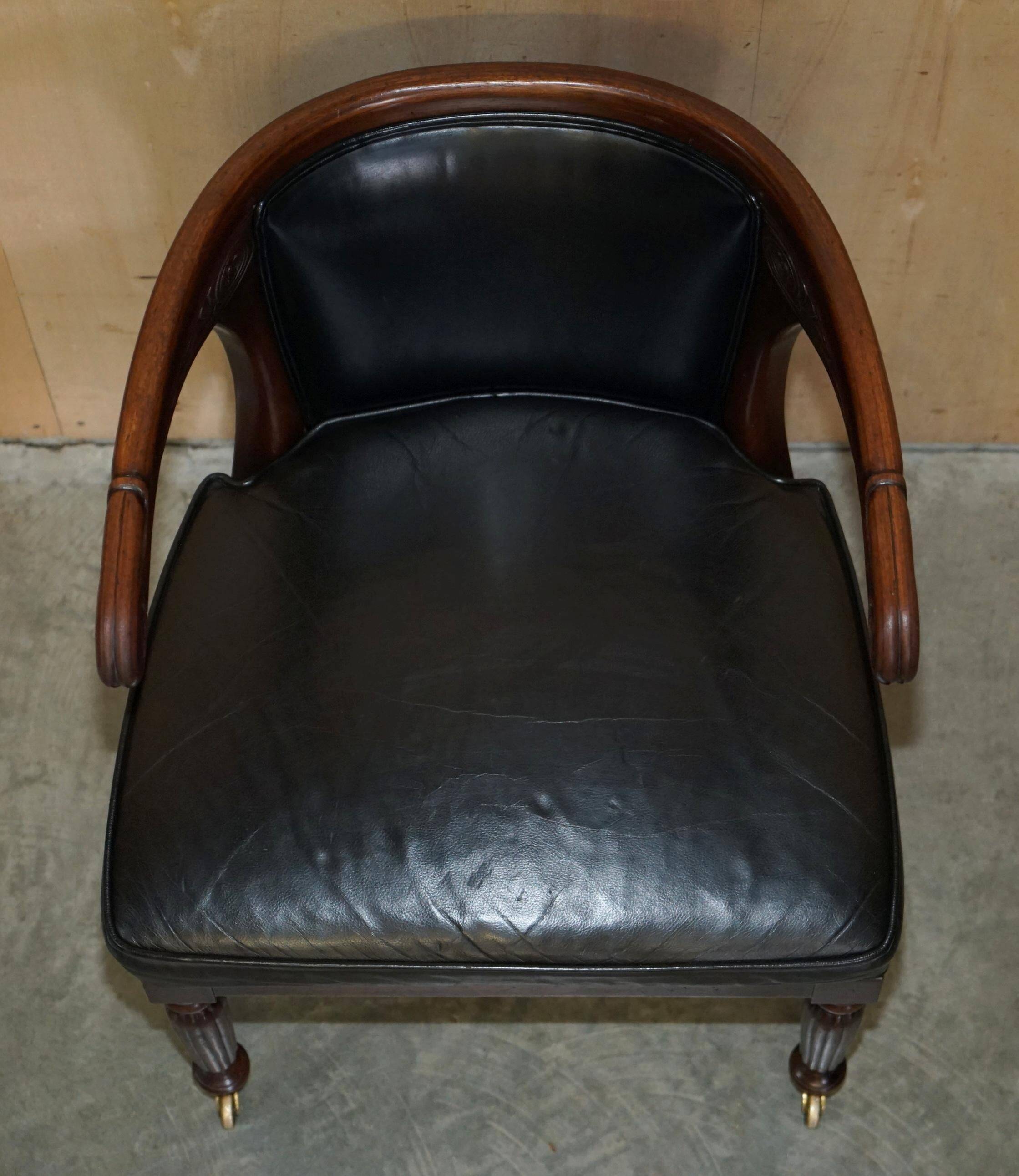Original Regency office chair in leather and hardwood, style 1815.