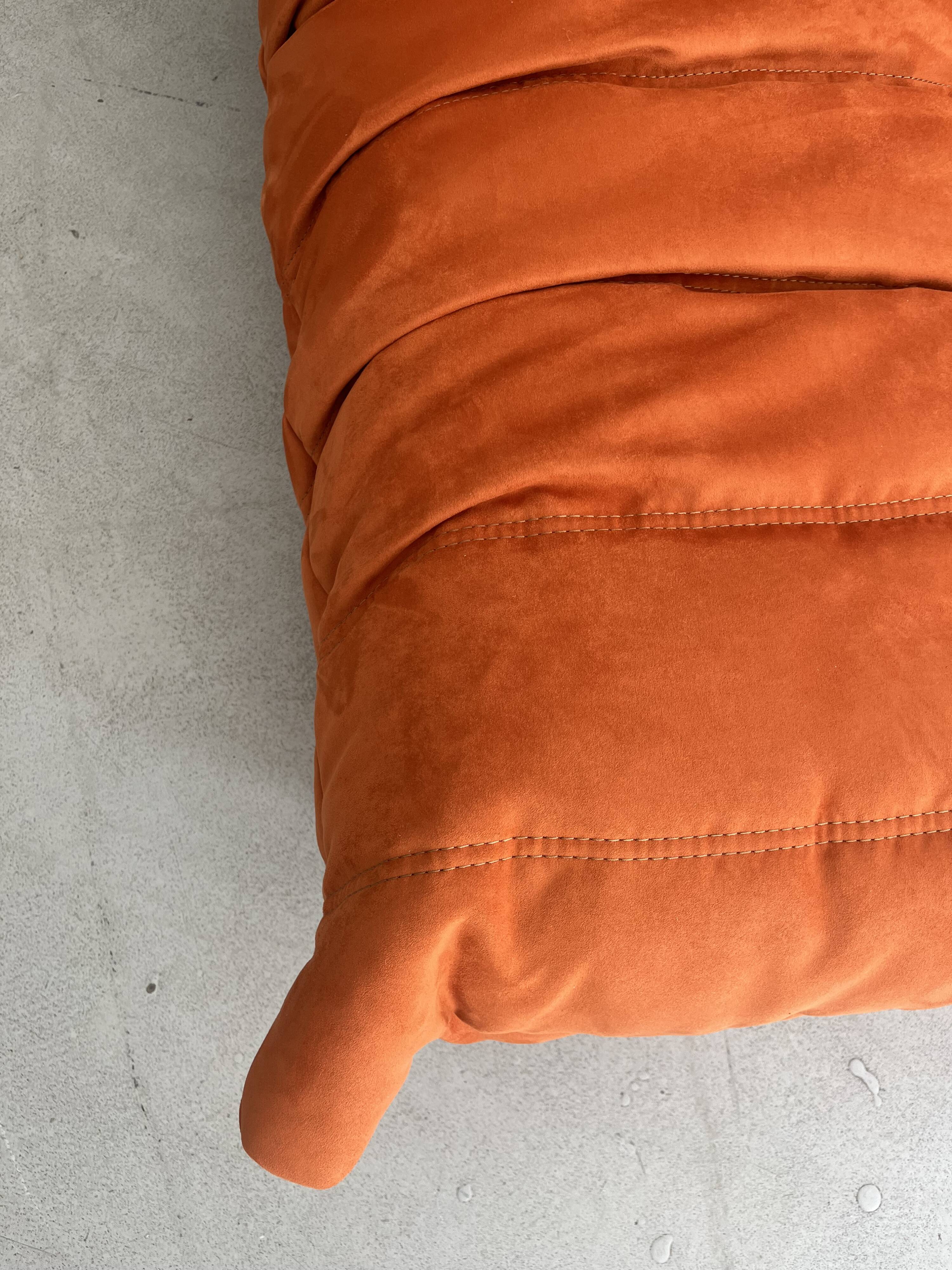 Togo fireside chair Michel Ducaroy for Ligne Roset