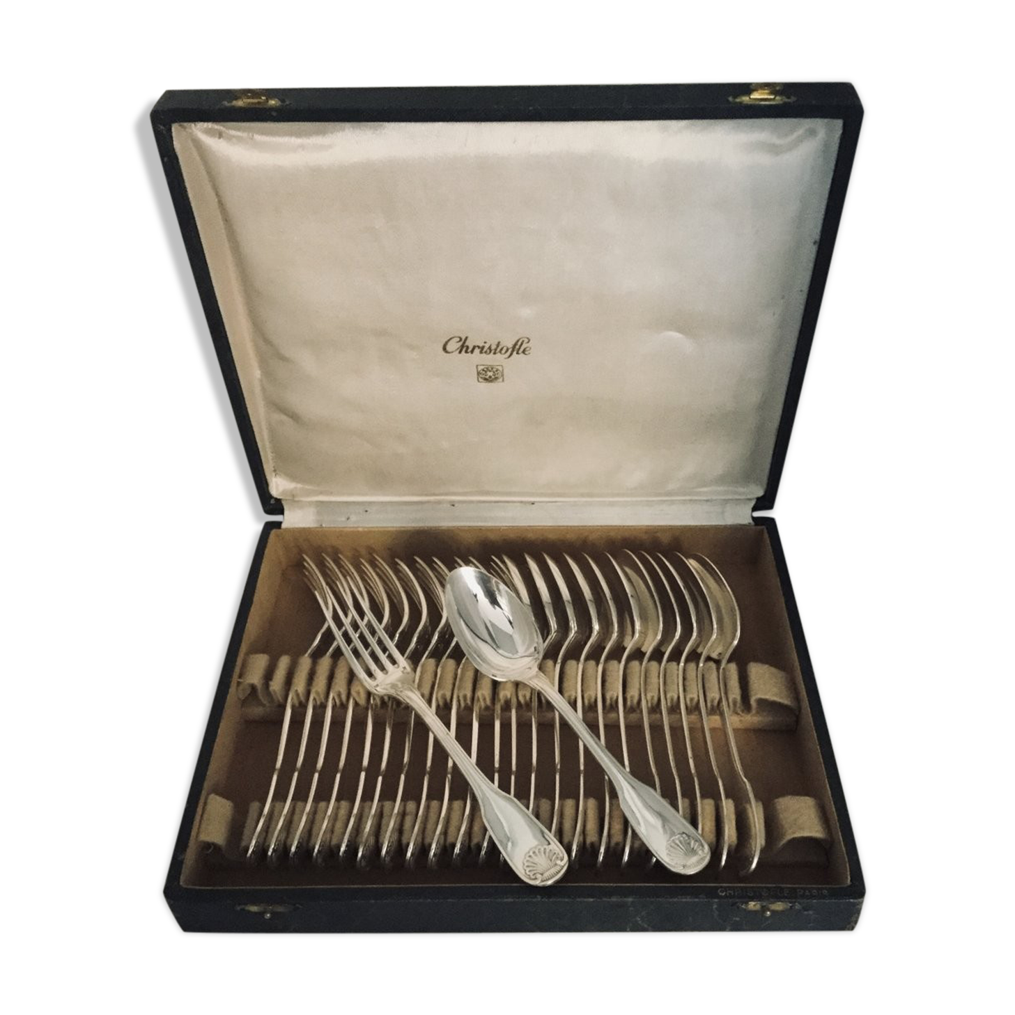 12 cutlery in entremets christofle vendôme