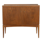 Exclusive home bar