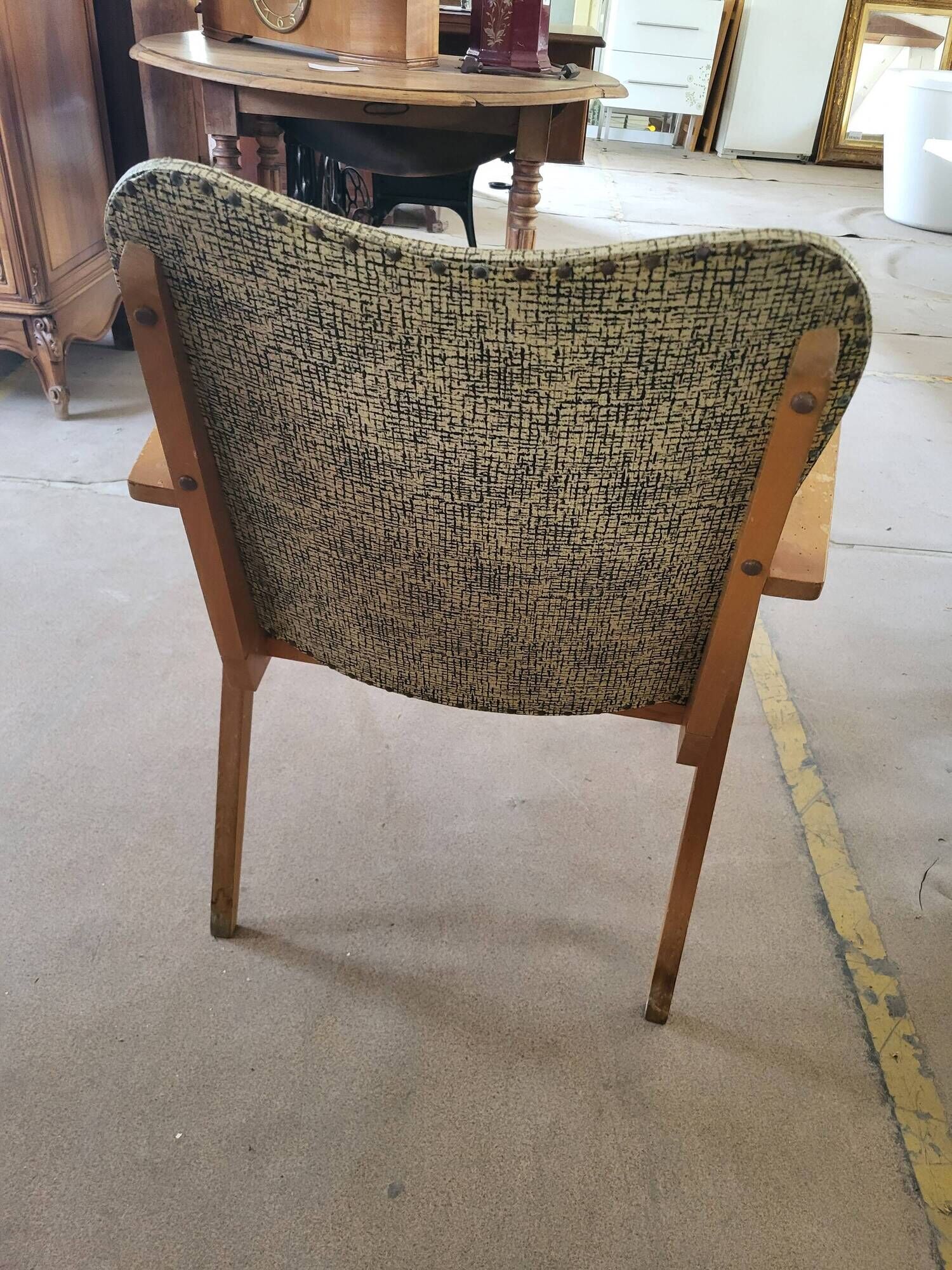Fauteuil vintage scandinave en bois et tissu