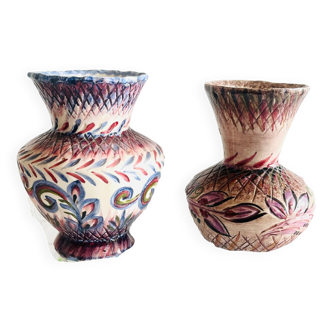 Deux petits vases en faïence de Rochefort -en-Terre signé Leray, fait main.